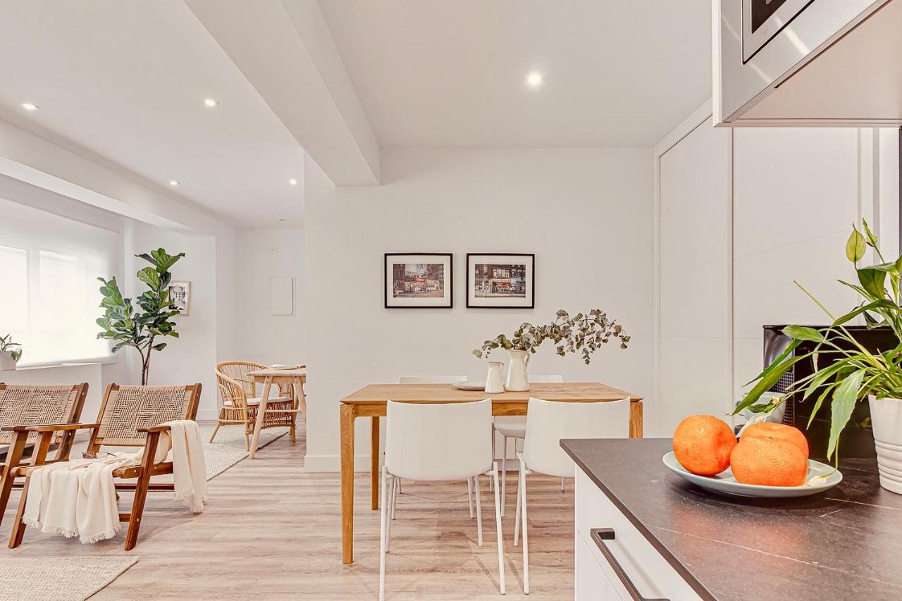 Main Street Deluxe Apartment A Coruna Ngoại thất bức ảnh